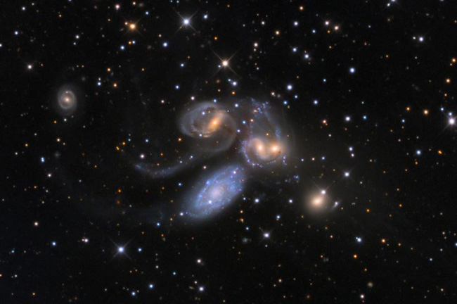 Stephan's Quintet - RCOS .81m f/7 Carbon Truss